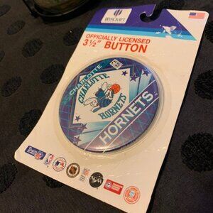 Vintage Charlotte Hornets Officially Licensed 3.5” Button Pin NEW